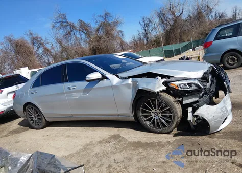 2015 Mercedes-Benz S 550 4Matic из США, поврежденный, VIN WDDUG8FBXFA147892